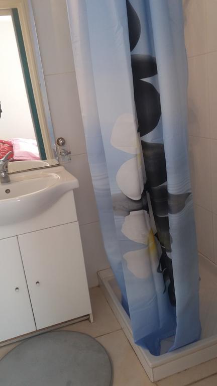 Apartment Vue Laterale Mer, 1 , Wifi, Climatisation, Parking Securise Couvert