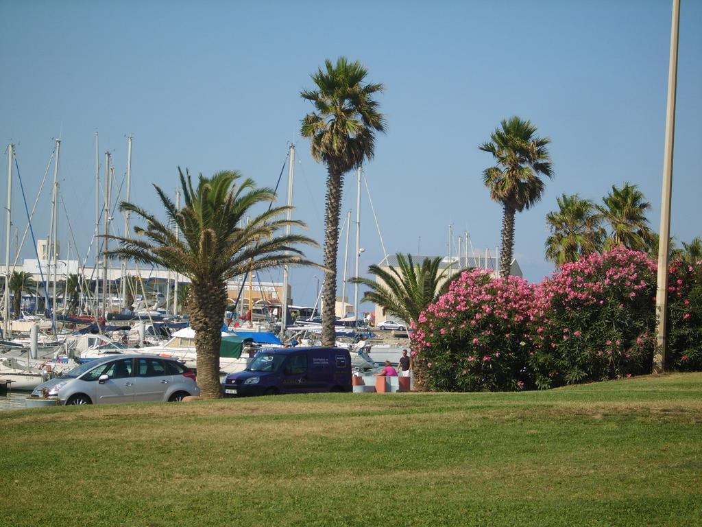 Vue Laterale Mer, 1 , Wifi, Climatisation, Parking Securise Couvert Canet-en-Roussillon